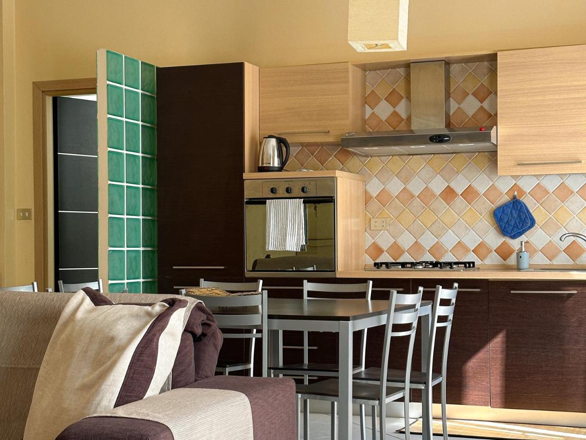 Appartamento Modern Isola - Metro & Self-checkin *